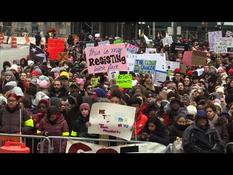 Double protest in NY to defend women’s rights