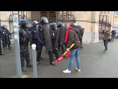 Retreats: 6,000 people protest in Lille