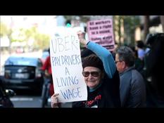 USA: Uber drivers demonstrate in front of company headquarters