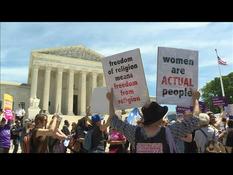 "Worried" Americans demonstrate to defend the right to abortion
