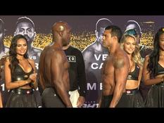 Boxing: weigh-in of Holyfield and Belfort before a fight commented by Donald Trump