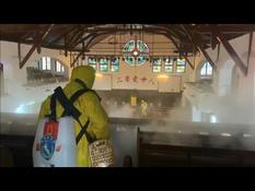 Coronavirus: Agents disinfect Wuhan Hankou Salvation Church