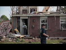 Ohio residents begin cleaning up tornado damage