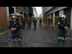 Peru: Parliament blocked, Lima residents unable to go to work