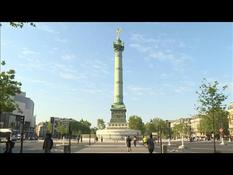 COVID-19: on the 39th day of confinement, joggers and cars place de la Bastille