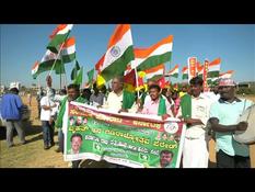 India: Bangalore farmers protest against agricultural reform in solidarity with the