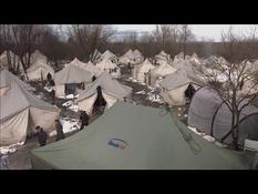 Migrants: deplorable conditions in a camp that Bosnia promises to close