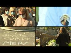 Annie Cordy’s funeral: relatives and fans at the cemetery
