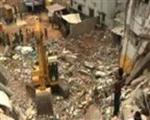 Bangladesh: more than 1,000 dead in collapsed building
