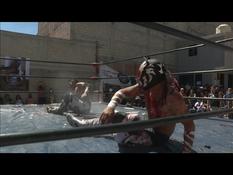 In Mexico, wrestlers thrown out by Covid-19