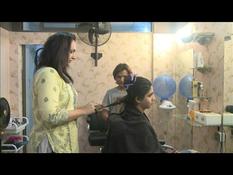 Tarawah Beauty Parlor or the hope of Karachi trans