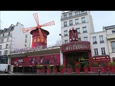 Closed for a year, the Moulin Rouge is active for its reopening