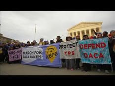 Undocumented migrants march to Supreme Court before key decision