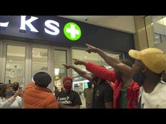 Racist ad: demonstrations in South Africa in front of pharmacies