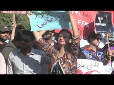 "We will seize our freedom": Pakistanis march in Karachi