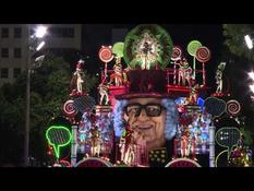 Carnival of Rio: an incident without gravity during the parades (4)