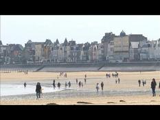 In Saint-Malo, the pleasure of the beach found, even "dynamic"